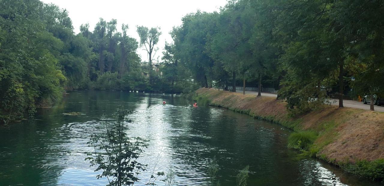 Ampio Appartamento Vicino Al Centro Di Treviso, Parcheggio Gratuito מראה חיצוני תמונה